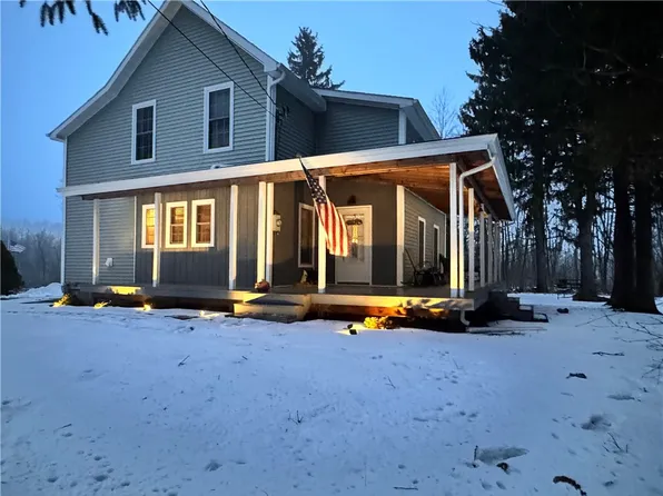 1092 W Sweden Rd, Brockport, NY 14420