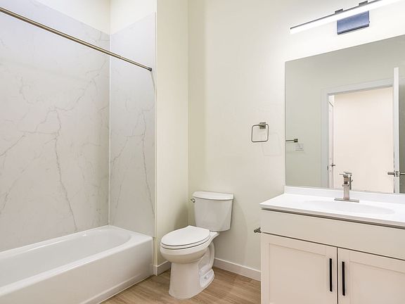 4th image of 2211 Rio Grande Blvd NW #316