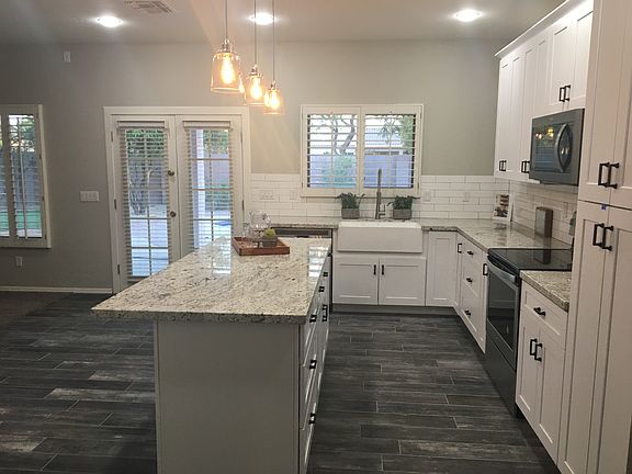 4th image of 1081 E Mead Dr