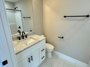 1351 Charleston Ave, Huntington, WV 25701