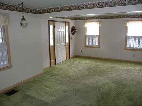3rd image of 4023 Palm Ave