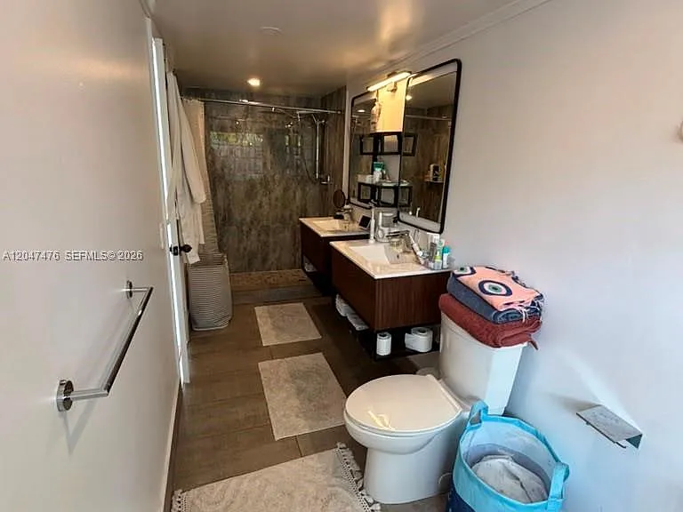 926 NE 27th Ave #926 — Photo 9