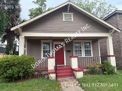 1005 W Victory Dr — Photo 10