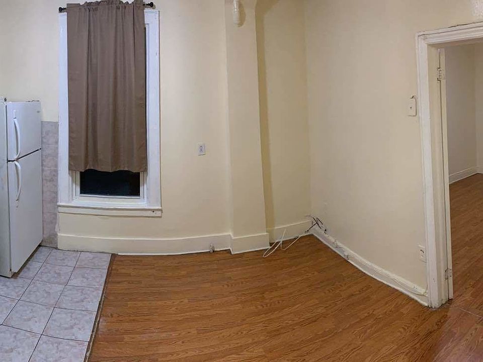 1st image of 4008 47th Ave APT 1