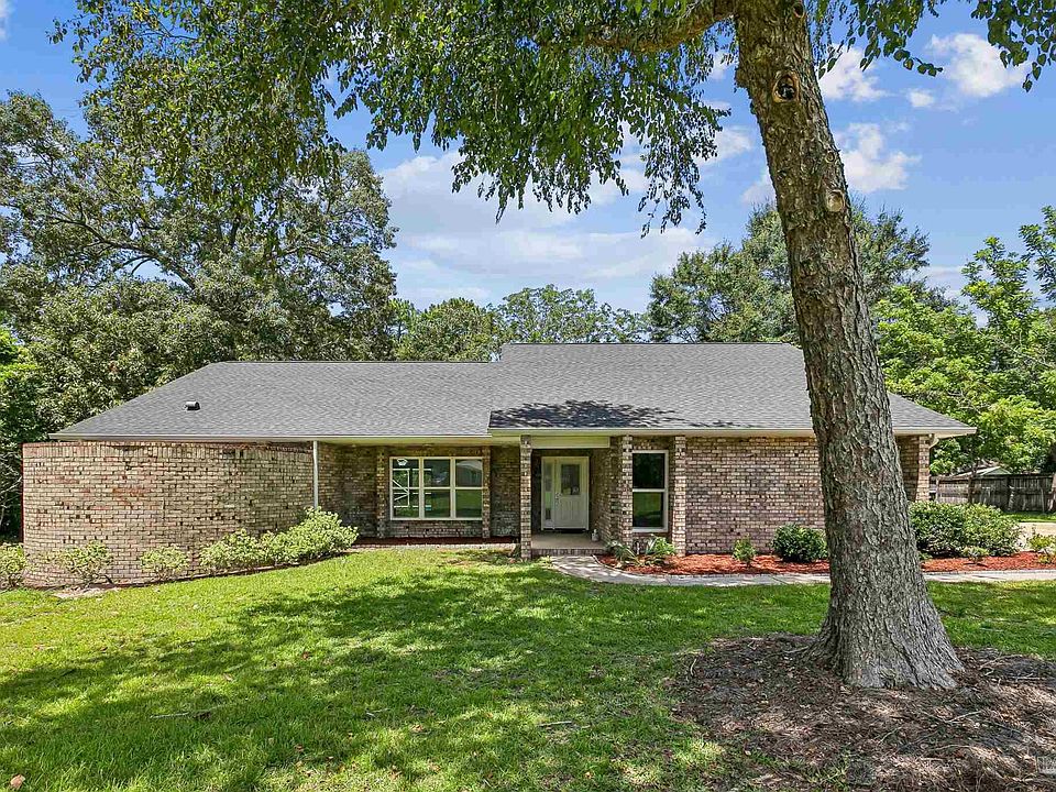 1st image of 3049 Creekwood Dr