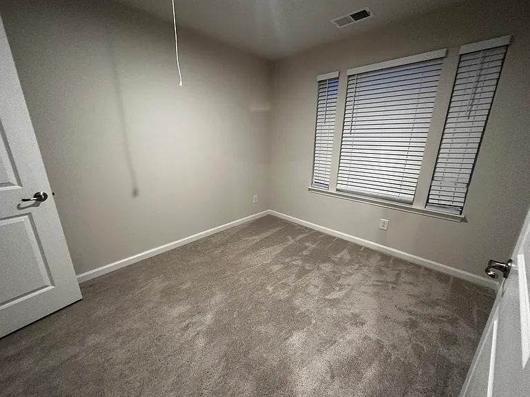 8606 Red Canyon Way — Photo 23