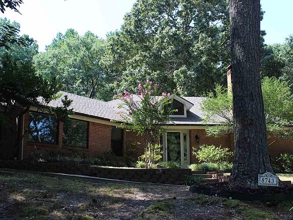 2nd image of 8743 Pheasant Dr