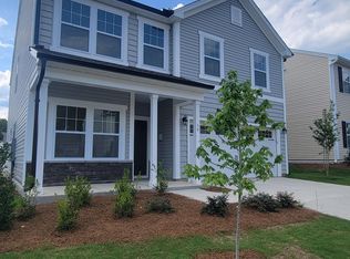 59 Curling Creek Dr, Clayton, NC 27527