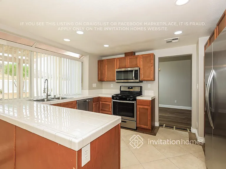 27451 Echo Canyon Ct — Photo 8