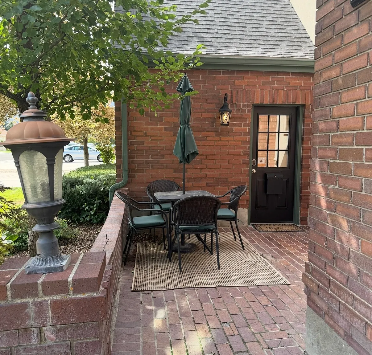 1 bed, 700 sqft, $1,900 — Photo 3