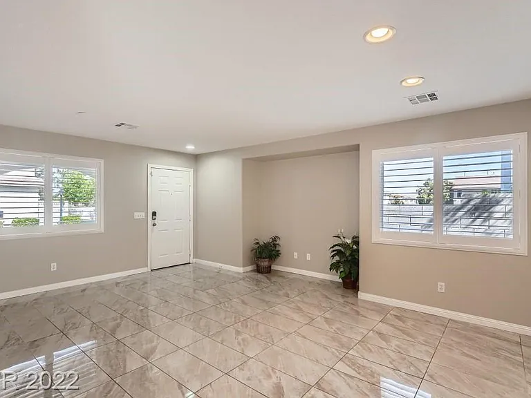 10344 Missouri Meadows St — Photo 16