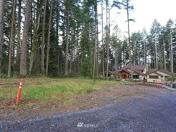 4th image of 164 xx 154th Avenue NE