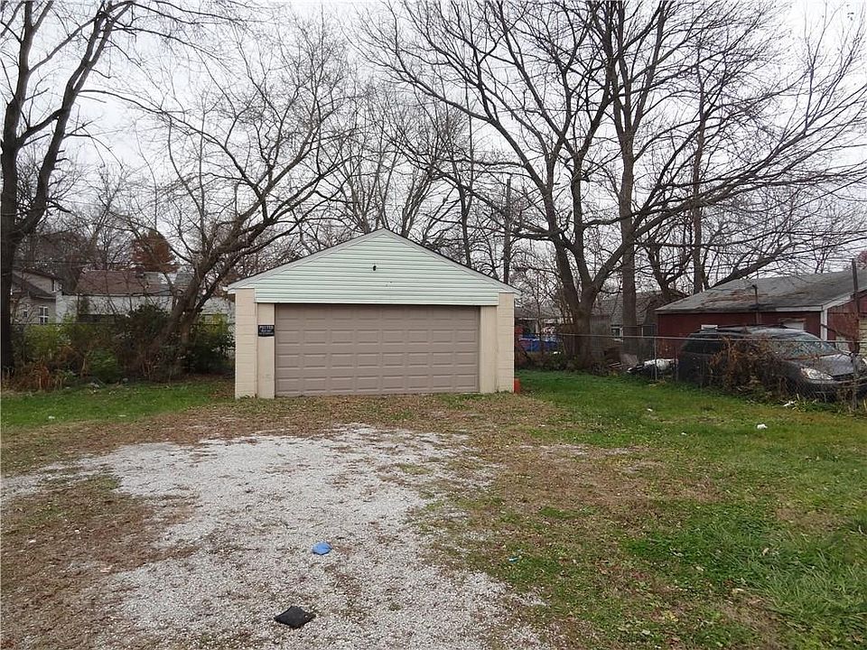 2nd image of 540 Laclede St