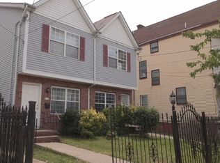 212 Littleton Ave, Newark, NJ 07103