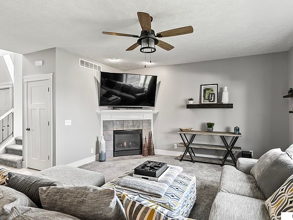 3rd image of 3044 Oshea Dr