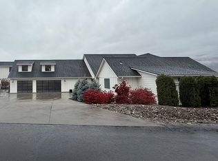 132 Diede Hills Ln, Wenatchee, WA 98801
