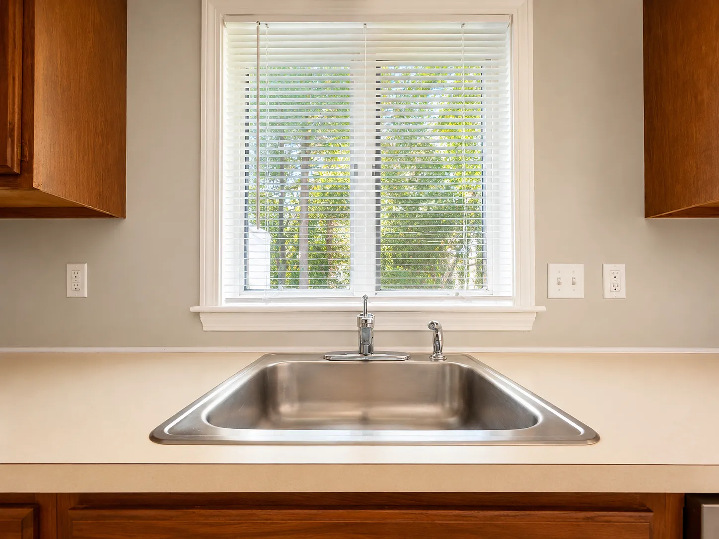 2 bed, $2,900 — Photo 2