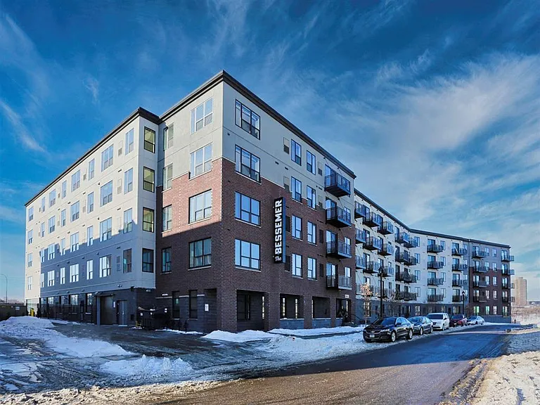 The Bessemer at Seward Commons — Photo 76