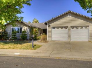 1301 Fairoaks Dr, Modesto, CA 95351