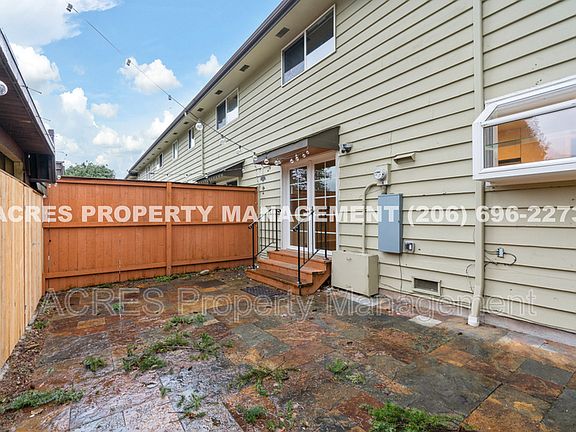 4th image of 1551 NW 195th St Unit 10