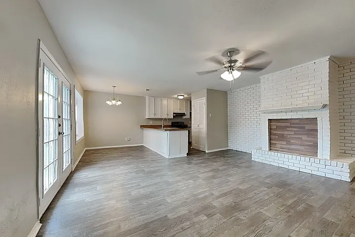 938 Hudson Dr — Photo 5
