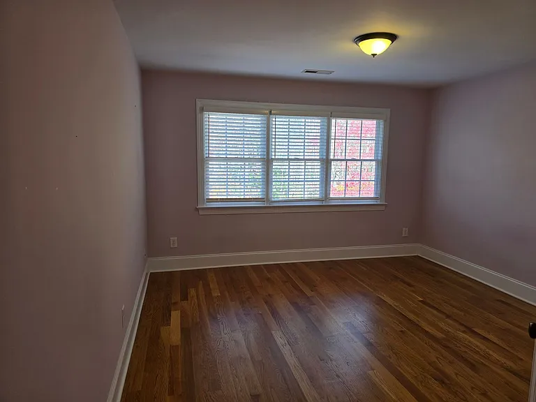 3653 Pleasants Ridge Dr — Photo 33