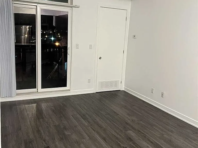 3560 Saint Clair Ave E #417 — Photo 7