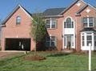 5662 Wrenfield Ct, Charlotte, NC 28277