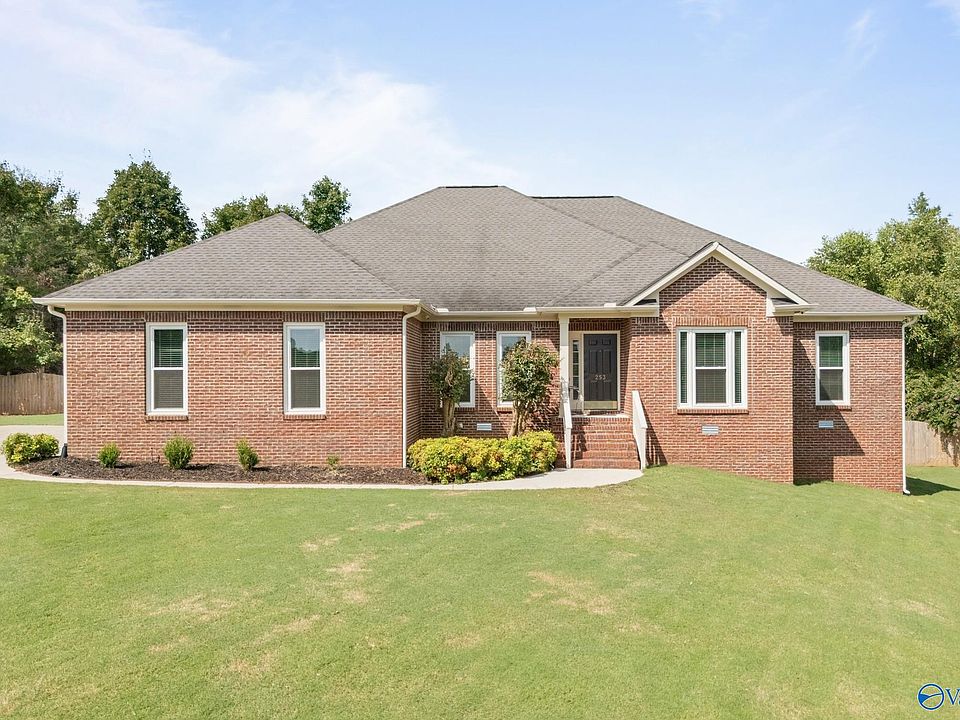 1st image of 253 Natchez Trl