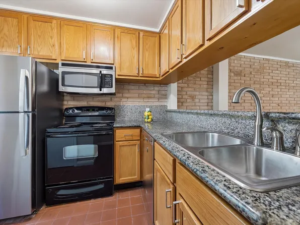 1205 Autrey St APT 9, Houston, TX 77006