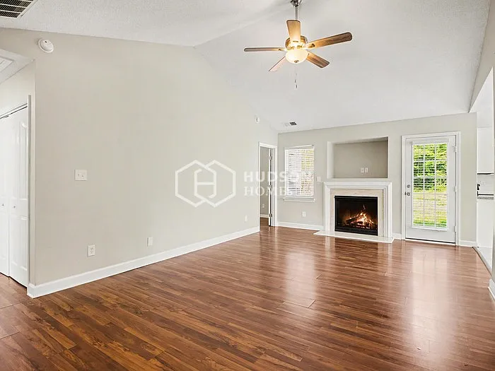 9314 Broken Pine Ln — Photo 3