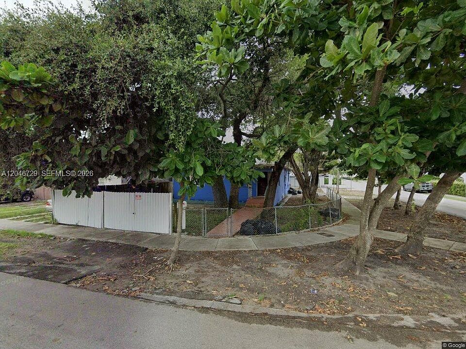 1st image of 1798 NW 19th St