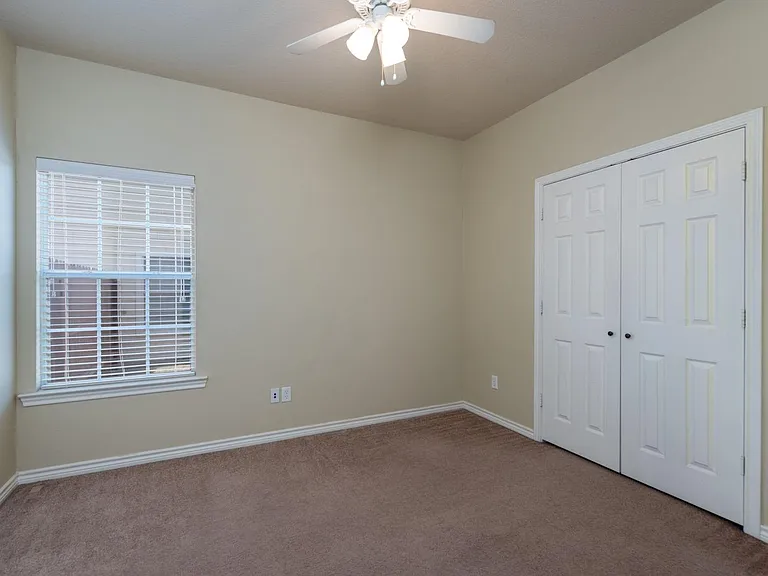 3719 Holick Ln — Photo 13