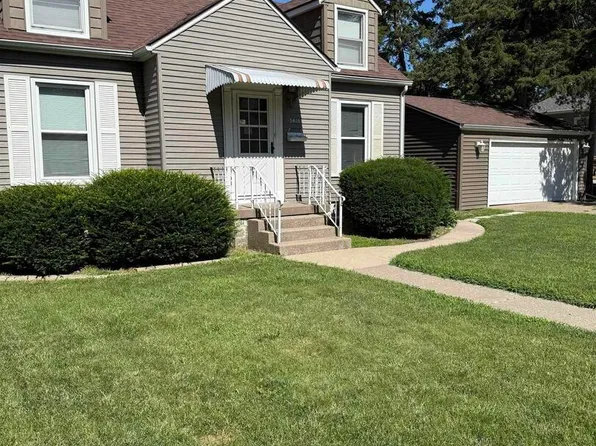 3416 Sturdevant St, Davenport, IA 52806