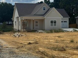 1490 Brooks Dr, Mount Olive, AL 35117