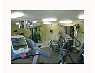 4th image of 1580 Harbor Dr Unit 327