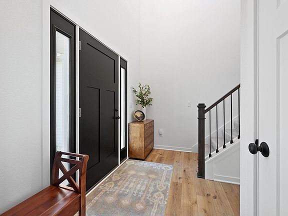 3rd image of 1513 Whalen DRIVE