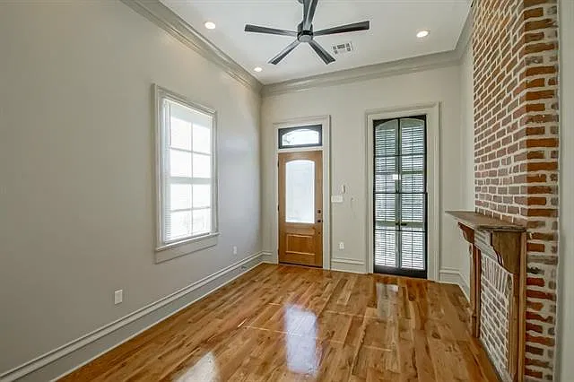 2 bed, 2.0 bath, 920 sqft, $2,000 — Photo 4