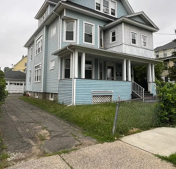 415 Willow St — Photo 24