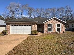 206 Primrose Dr, Dothan, AL 36303