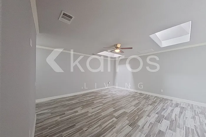 3 bed, 2.0 bath, 1755 sqft, $1,975 — Photo 4