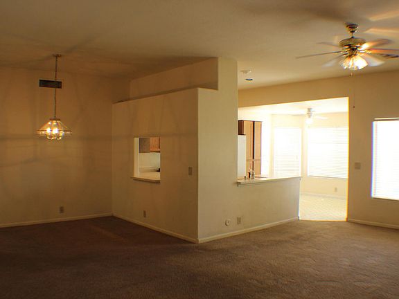 5th image of 5428 N 102nd Ave