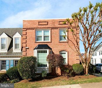1120 Kensington Rd, Mc Lean, VA, 22101
