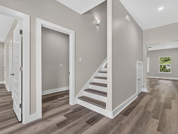 4th image of 4540 Hermosa Rd