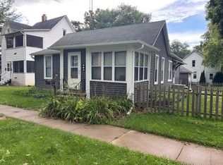 403 S 8th St, Dekalb, IL 60115