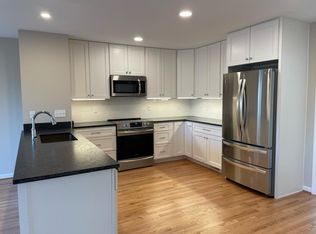 2102 Mooreland Ln, Charlottesville, VA 22903