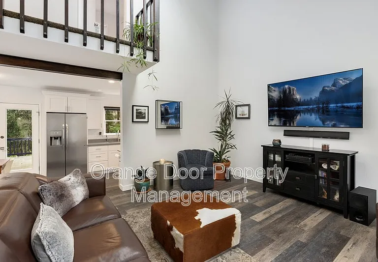 55 Hylebos Ave — Photo 3