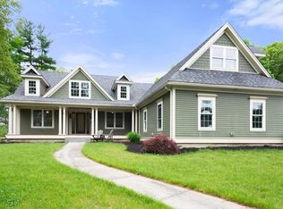 30 Walnut St, Auburn, MA 01501