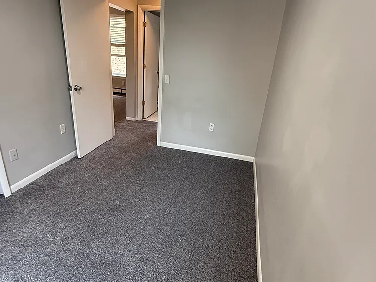 120 Seward St — Photo 11