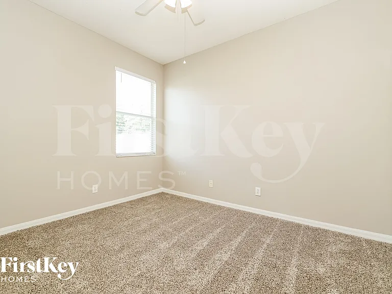 11703 Grove Arcade Dr — Photo 14